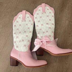 Pink and White Bow Pattern Cowboy Boots